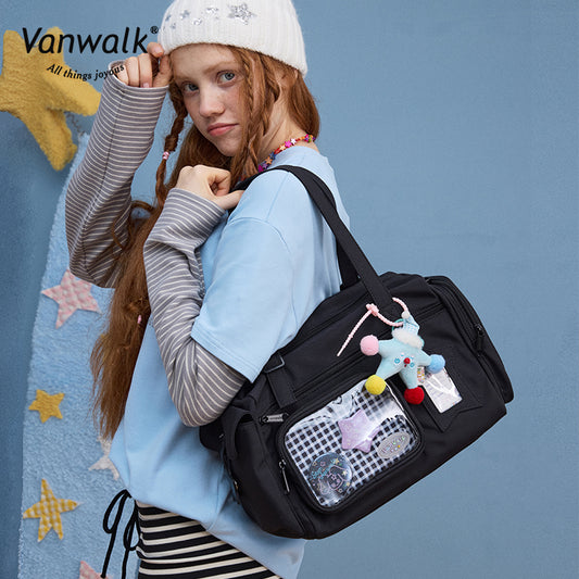 Vanwalk vandafvisende crossbodytaske med flere lommer og Lucky Star-design V2887