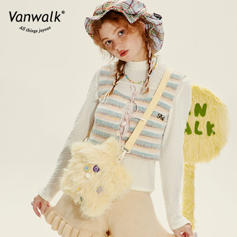 Vanwalk moderigtig crossbodytaske med Mao Monster-design V2717