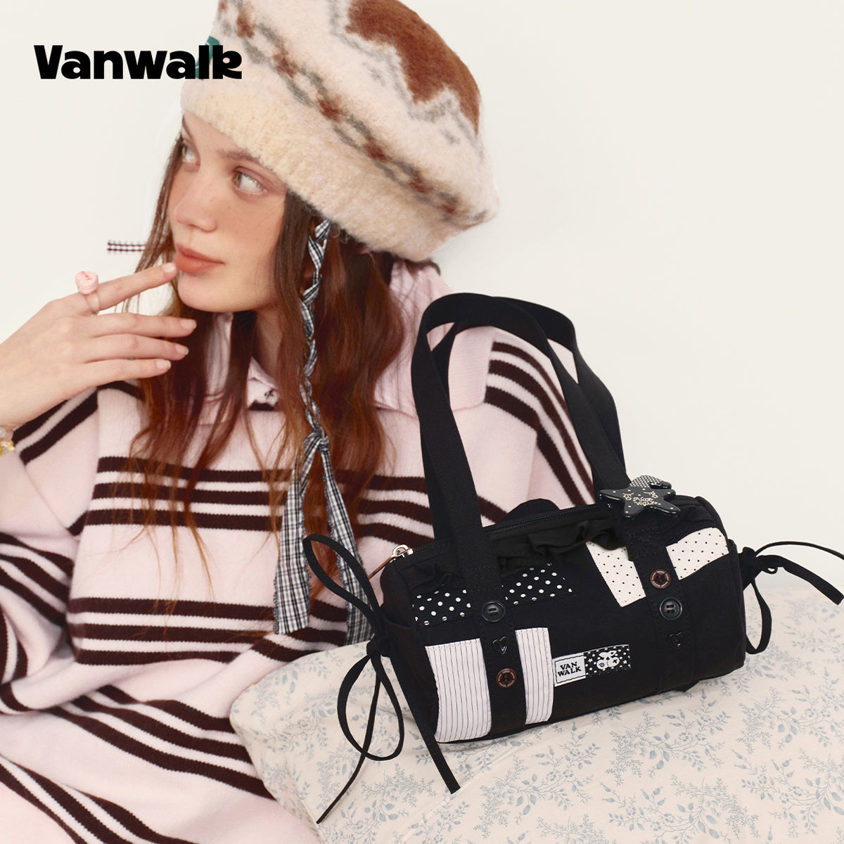 Vanwalk Elegant skuldertaske fra January Lucky Pony-serien v3013