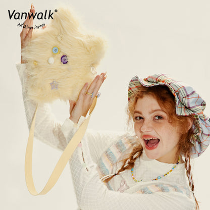 Vanwalk moderigtig crossbodytaske med Mao Monster-design V2717