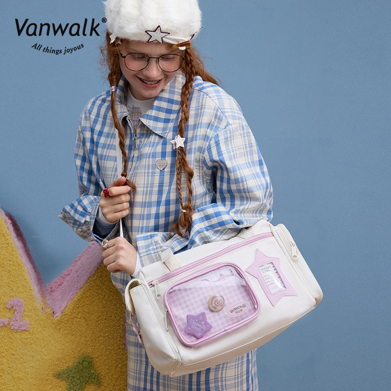 Vanwalk vandafvisende crossbodytaske med flere lommer og Lucky Star-design V2887